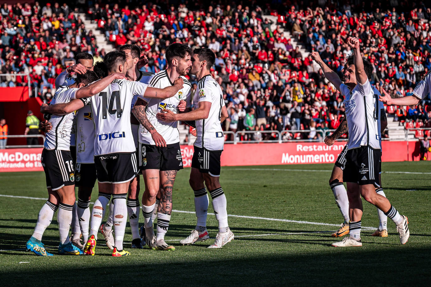 El Mirandés se lleva el derbi de Burgos