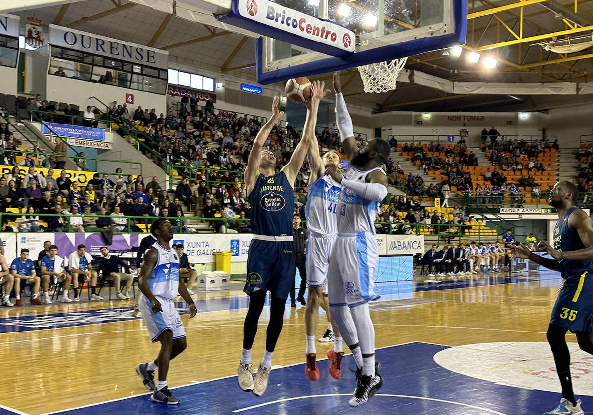 Las imágenes del Ourense Baloncesto contra el San Pablo