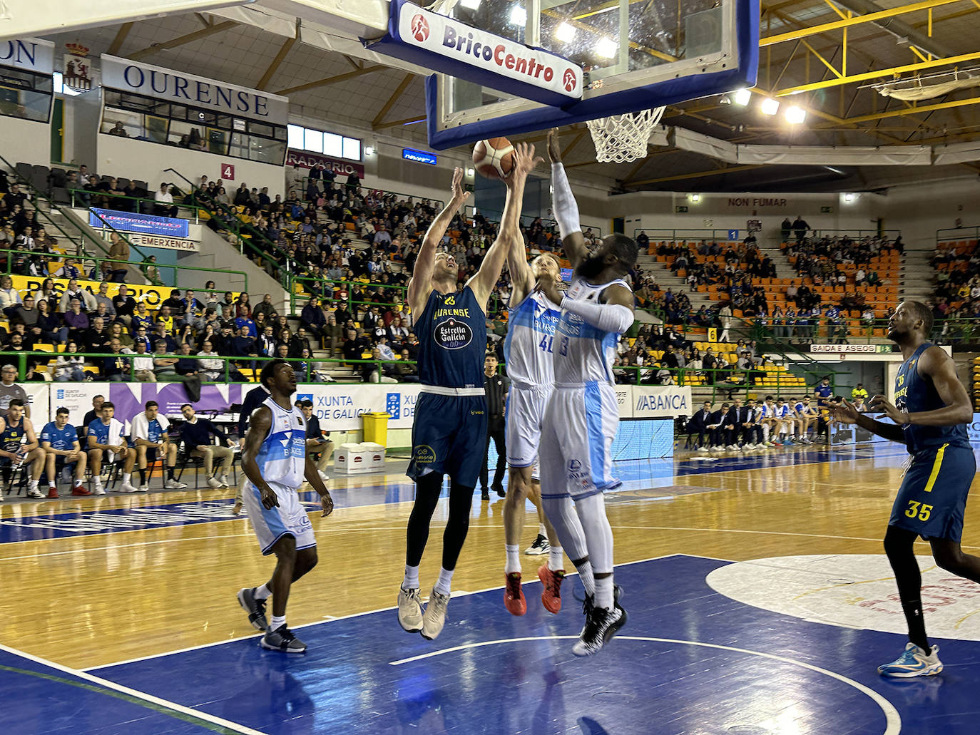 Las imágenes del Ourense Baloncesto contra el San Pablo