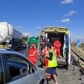 Dos heridos y retenciones kilométricas tras un choque entre camiones en la A-1 en Burgos