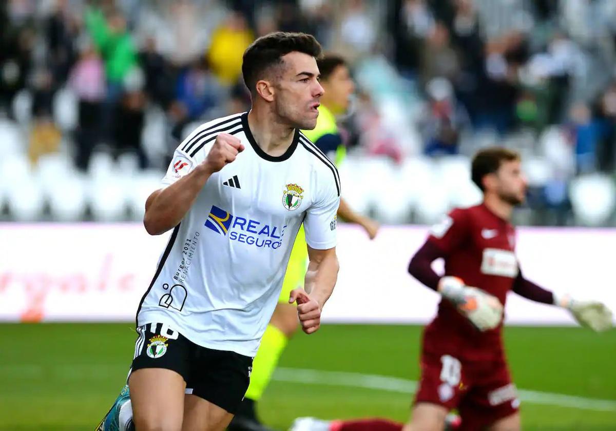 Curro celebra el gol ante el Amorebieta.