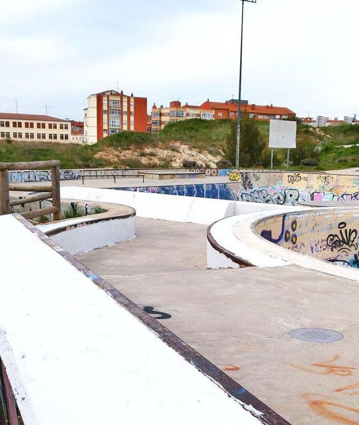 Imagen secundaria 2 - Arreglos en el skatepark San Isidro de Burgos.