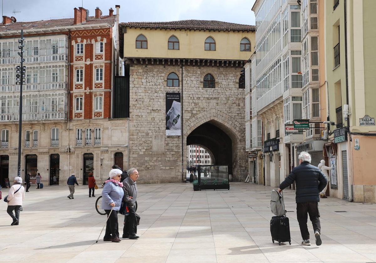 Plaza del Rey San Fernando en Burgos.