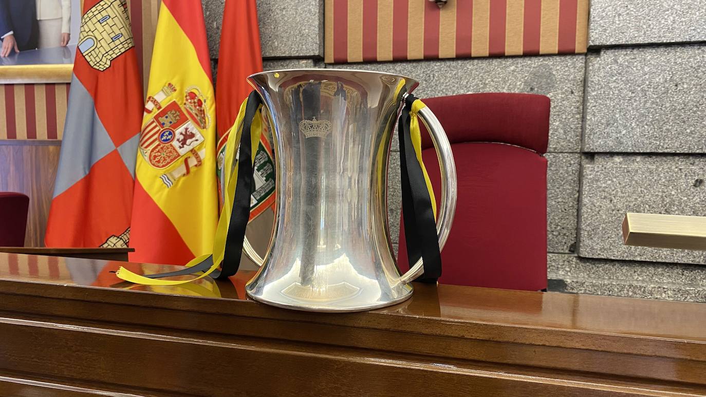 La celebración de la Copa del Rey del Aparejadores en Burgos, en imágenes