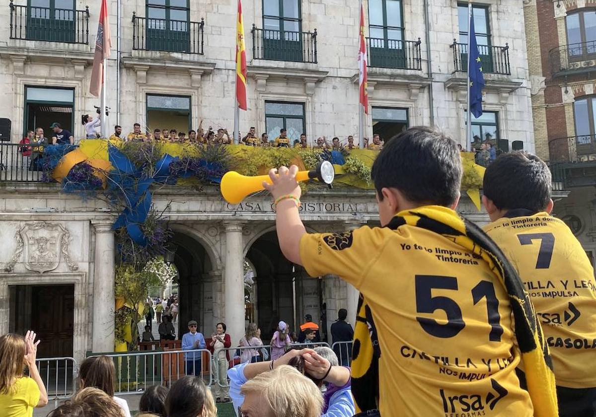 La celebración de la Copa del Rey del Aparejadores en Burgos, en imágenes