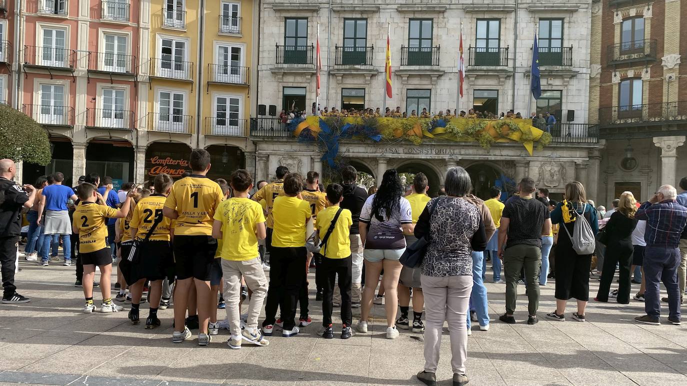 La celebración de la Copa del Rey del Aparejadores en Burgos, en imágenes