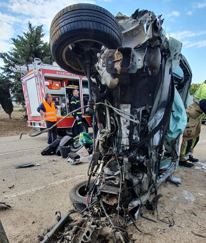 Imagen secundaria 2 - Trasladado al HUBU en helicóptero tras un aparatoso accidente en Lerma