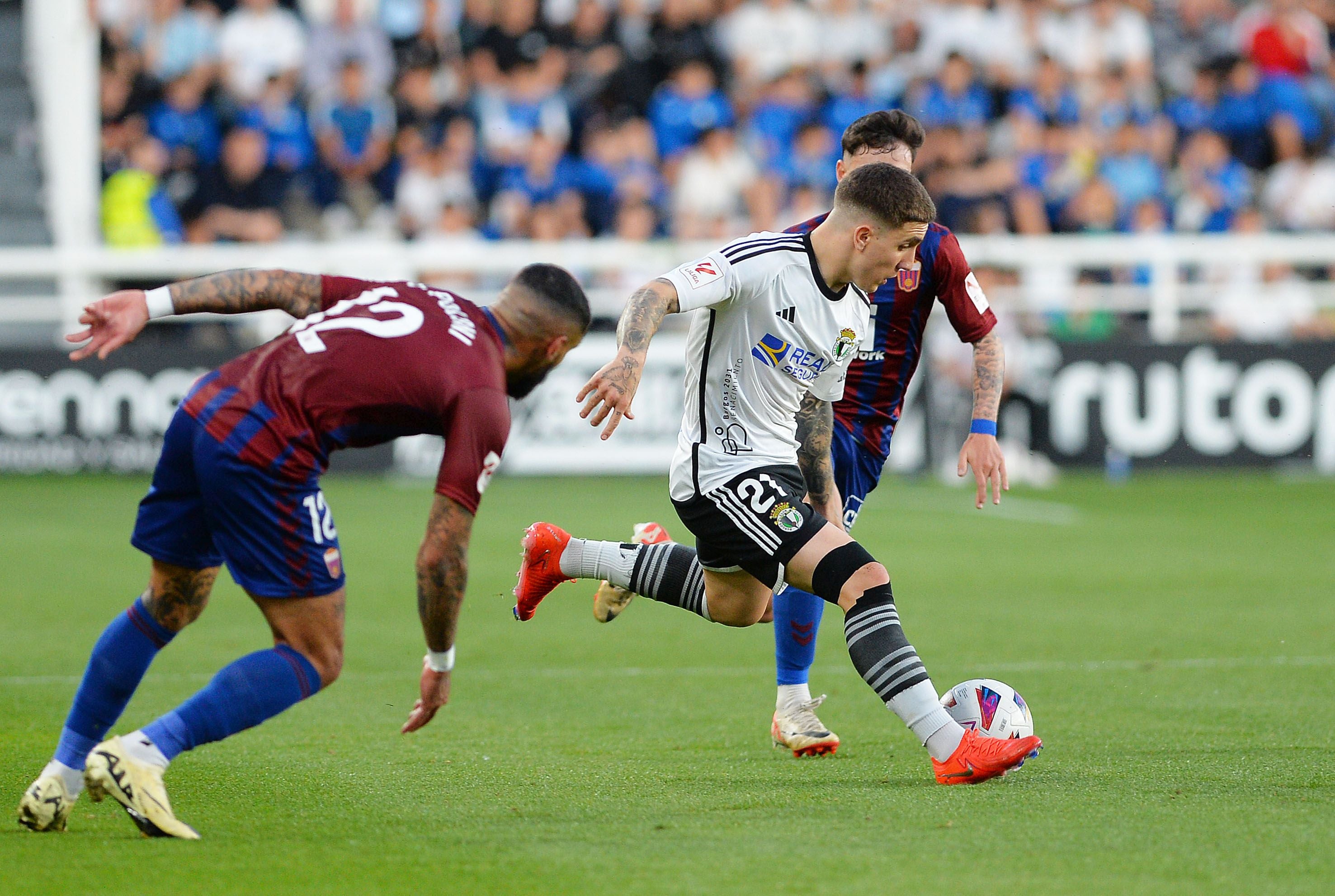 Las imágenes del partido Burgos CF- CD Eldense