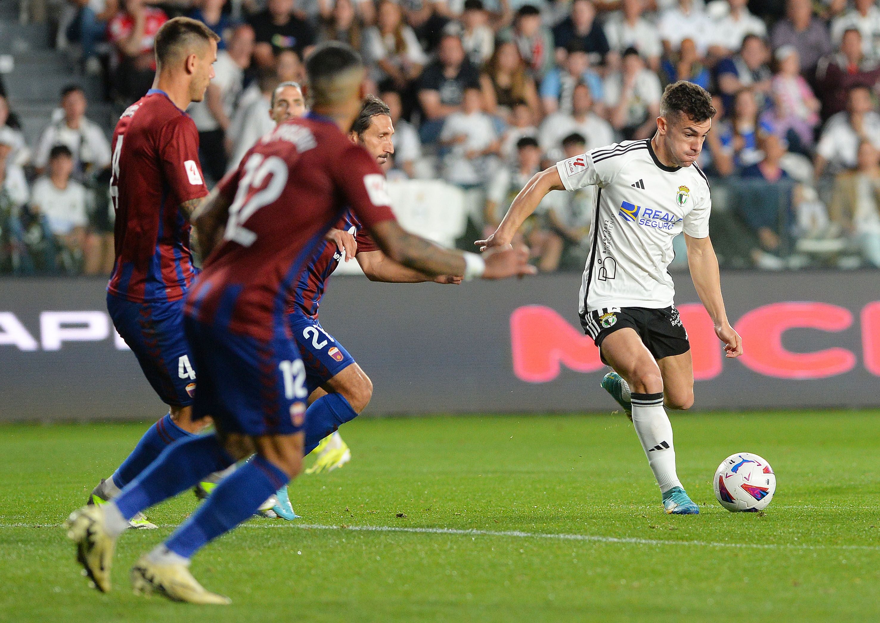 Las imágenes del partido Burgos CF- CD Eldense