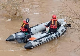 Búsqueda de Tina en el río Pedroso en Burgos.