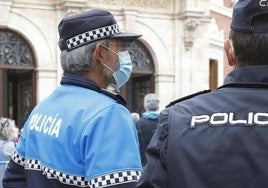 Dos operaciones conjunta de la Policía Local y la Nacional han acabado con tres personas detenidas.