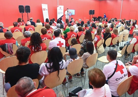 Voluntarios de Cruz Roja en Burgos.