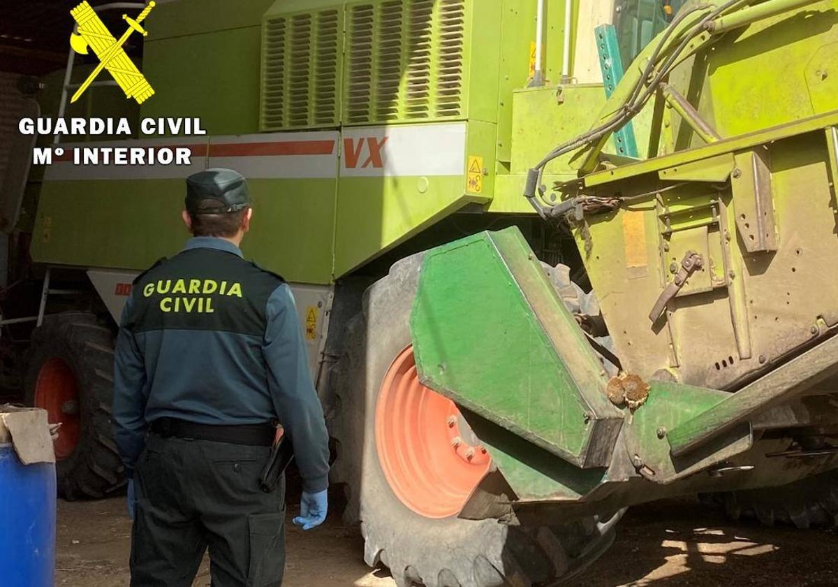 Imagen de una operación de la Guardia Civil por el robo de gasoil en maquinaria agrícola de la Ribera del Duero.