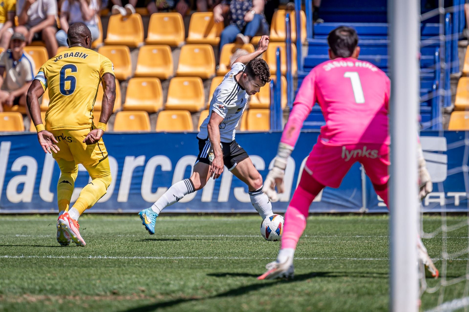 El Burgos CF despide la temporada con empate