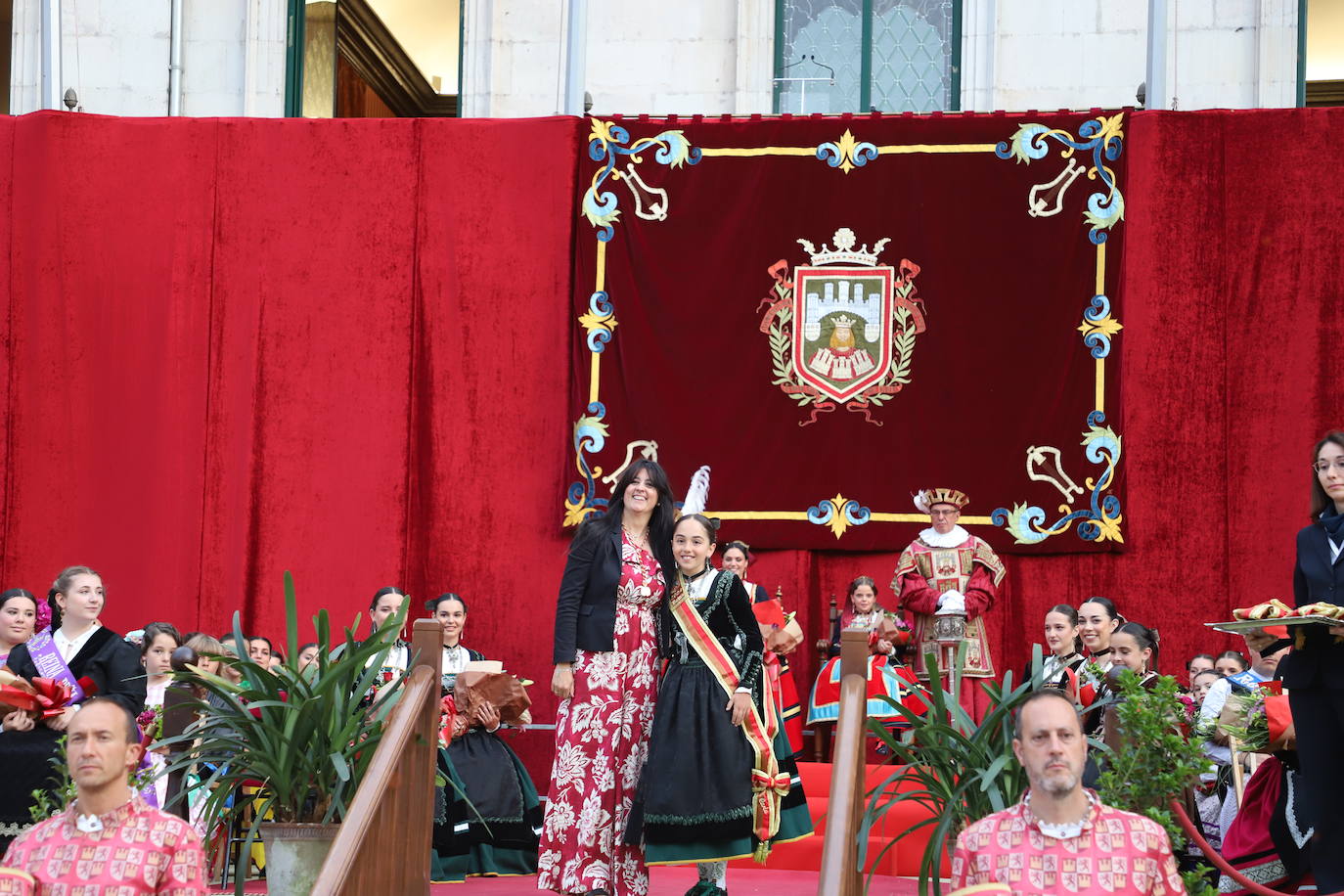 Así ha sido la proclamación de las reinas y damas de los Sampedros 2024