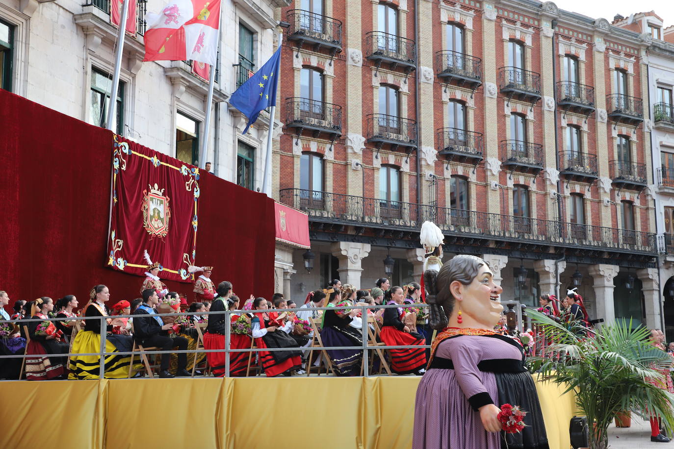 Así ha sido la proclamación de las reinas y damas de los Sampedros 2024