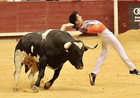 Concurso de recortes en el Coliseum.