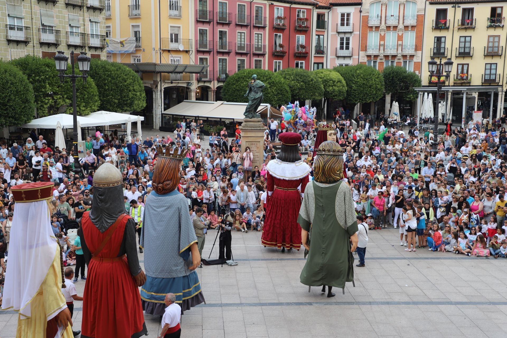 Las imágenes del pregón infantil de los Sampedros 2024