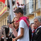 Los niños abarrotan la plaza Mayor de Burgos en el pregón infantil