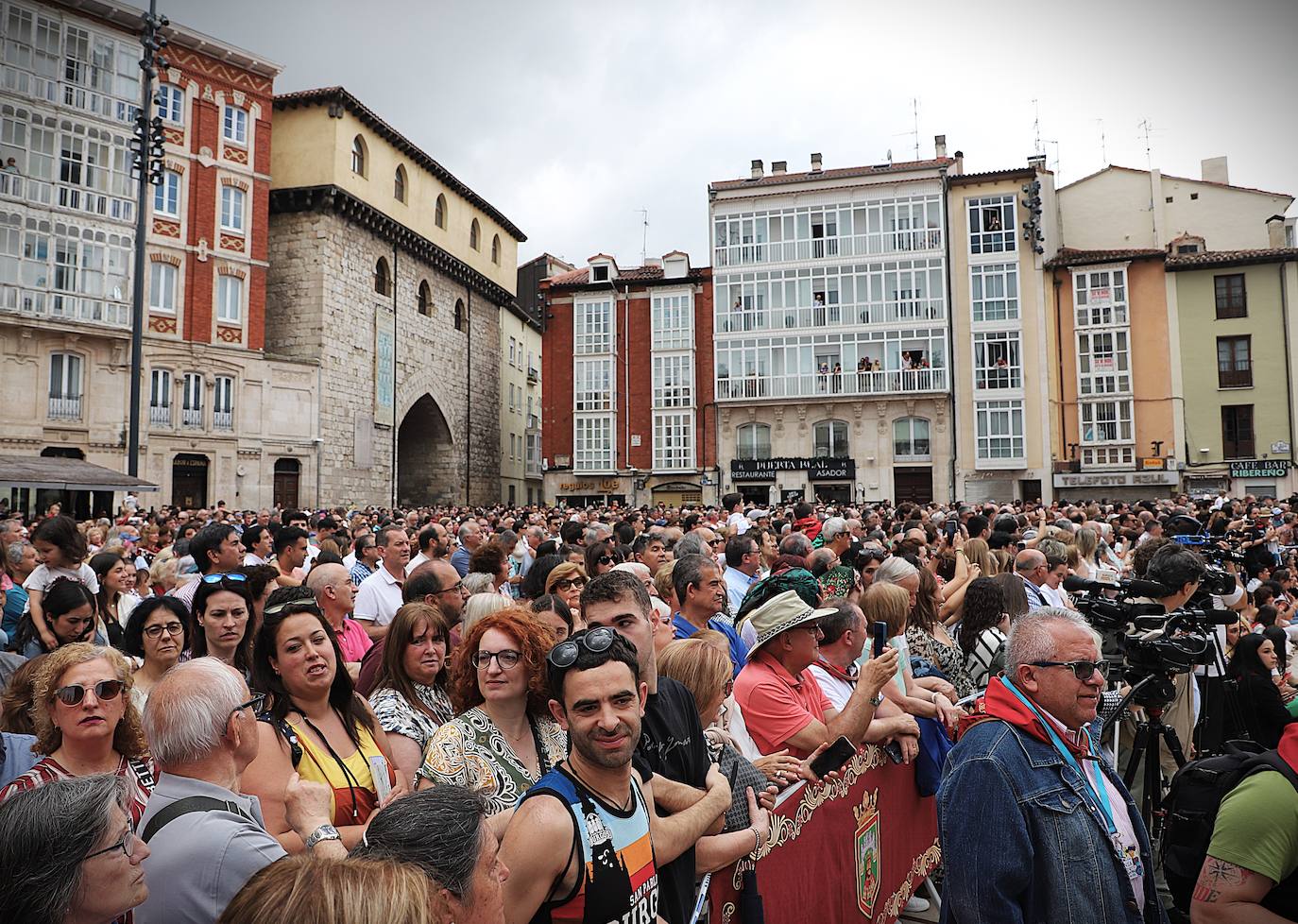 Así ha sido la interpretación del Himno a Burgos en los Sampedros