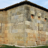 La extraña ermita de Burgos que conecta la Tierra con el Sol y la Luna