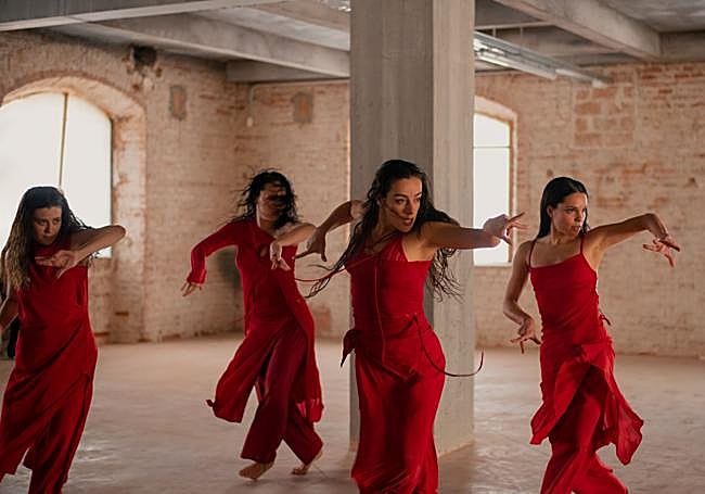 La compañía de baile Pan y Rosas,