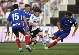 Partido del Burgos CF frente al Athletic en El Plantío.