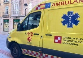 Imagen de archivo de una ambulancia del Sacyl.