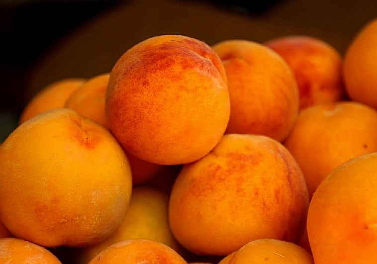 Los melocotones, entre las denominadas frutas de verano.