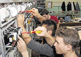 Imagen de archivo de alumnos de Formación Profesional.