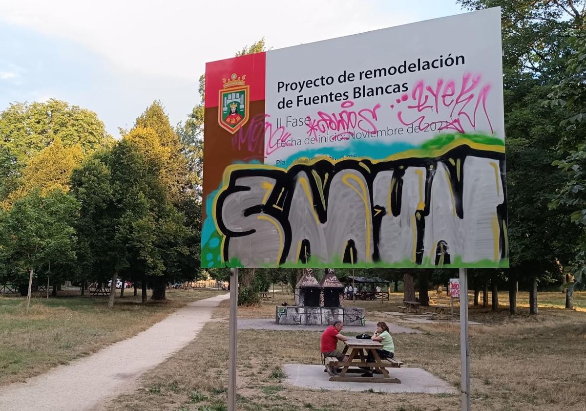 Imagen principal - Obras en Burgos: ¿y ahora, quién quita esos carteles?