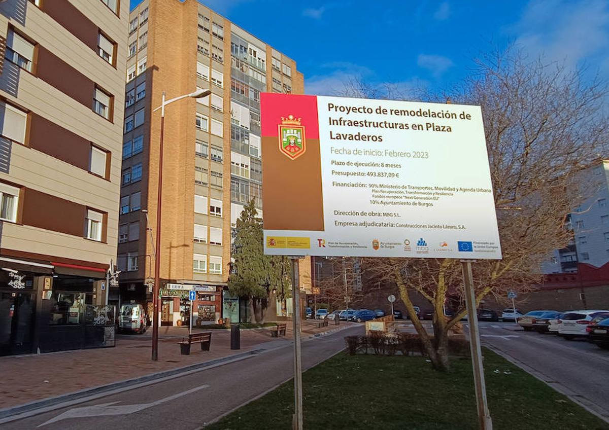 Imagen secundaria 1 - Obras en Burgos: ¿y ahora, quién quita esos carteles?