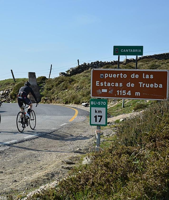 Imagen secundaria 2 - Rincoes de Espinosa y el puerto de Las Estacas de Trueba. 
