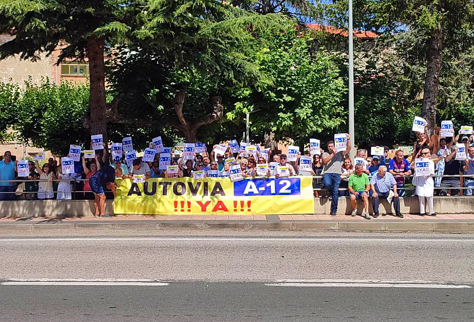 Protesta de los vecinos de Belorado para reclamar la A-12.