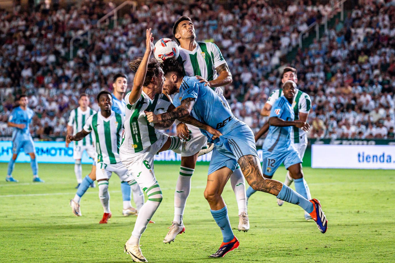 El partido entre el Córdoba CF y el Burgos CF, en imágenes