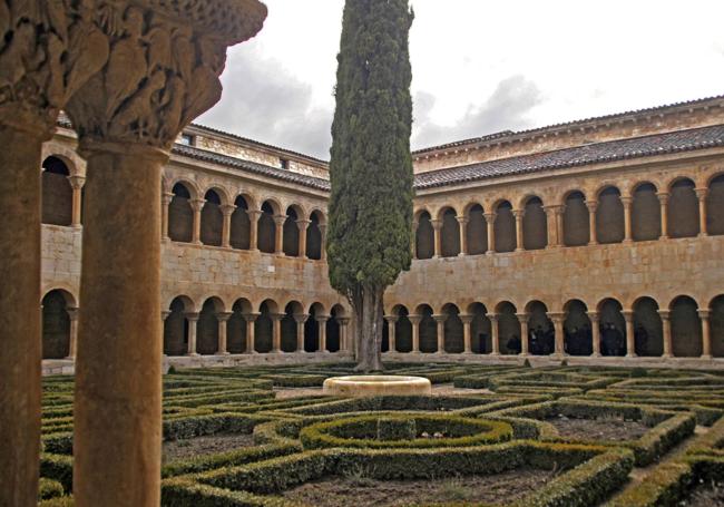 Claustro del monasterio de Santo Domingo de Silos.