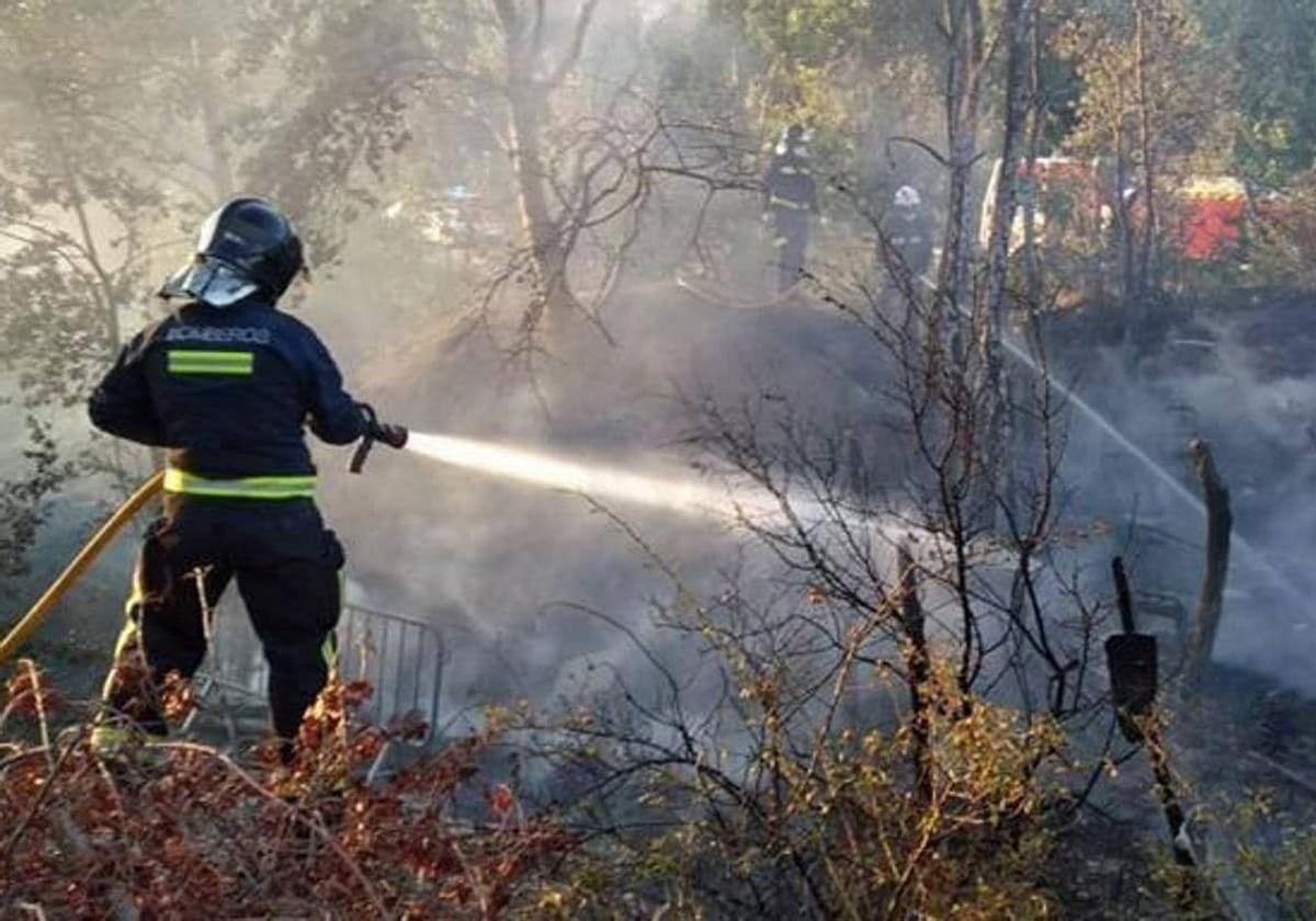 Imagen de archivo de un incendio forestal ocurrido en la provincia de Burgos.