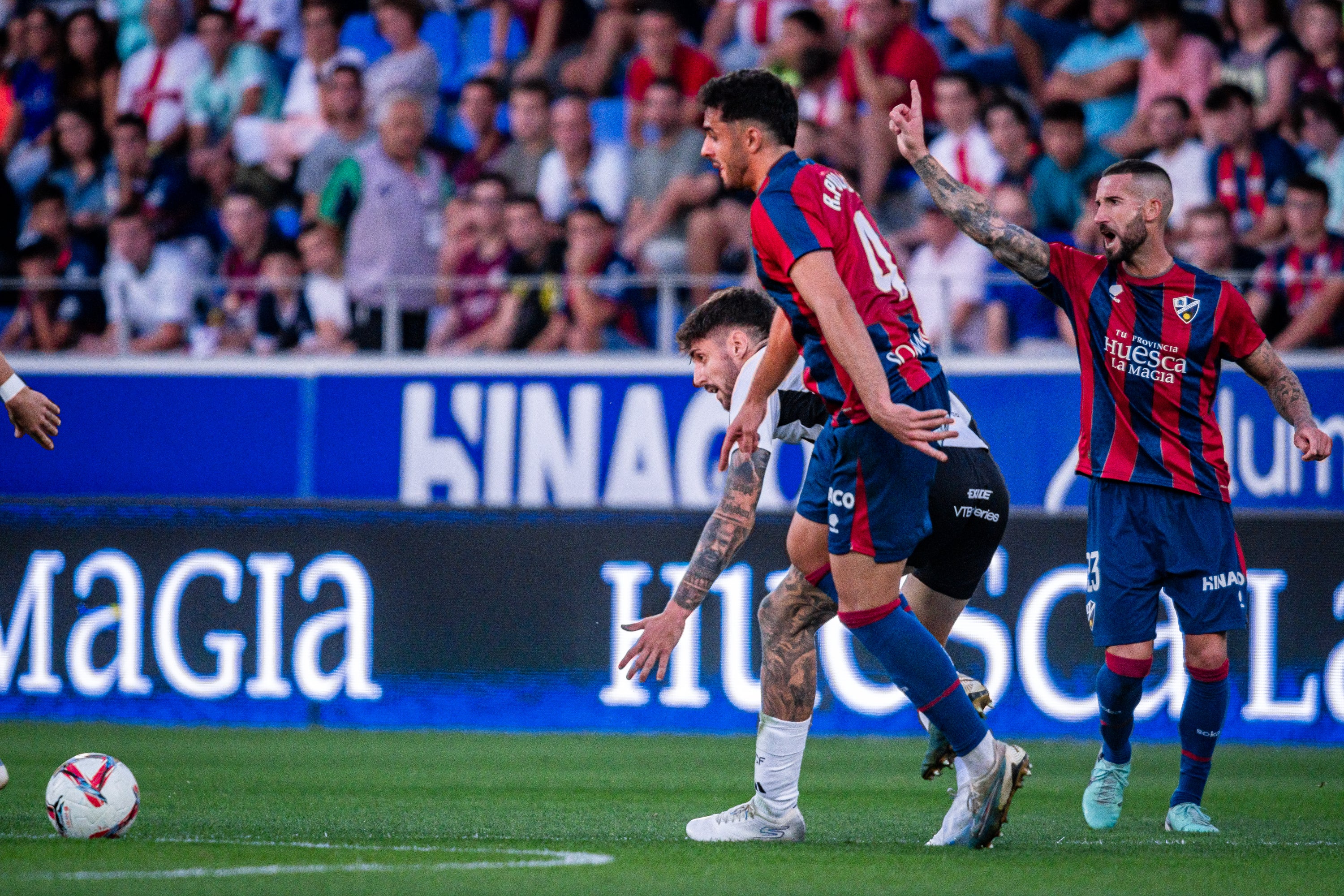 Así ha sido, en imágenes, la victoria del Burgos CF en Huesca