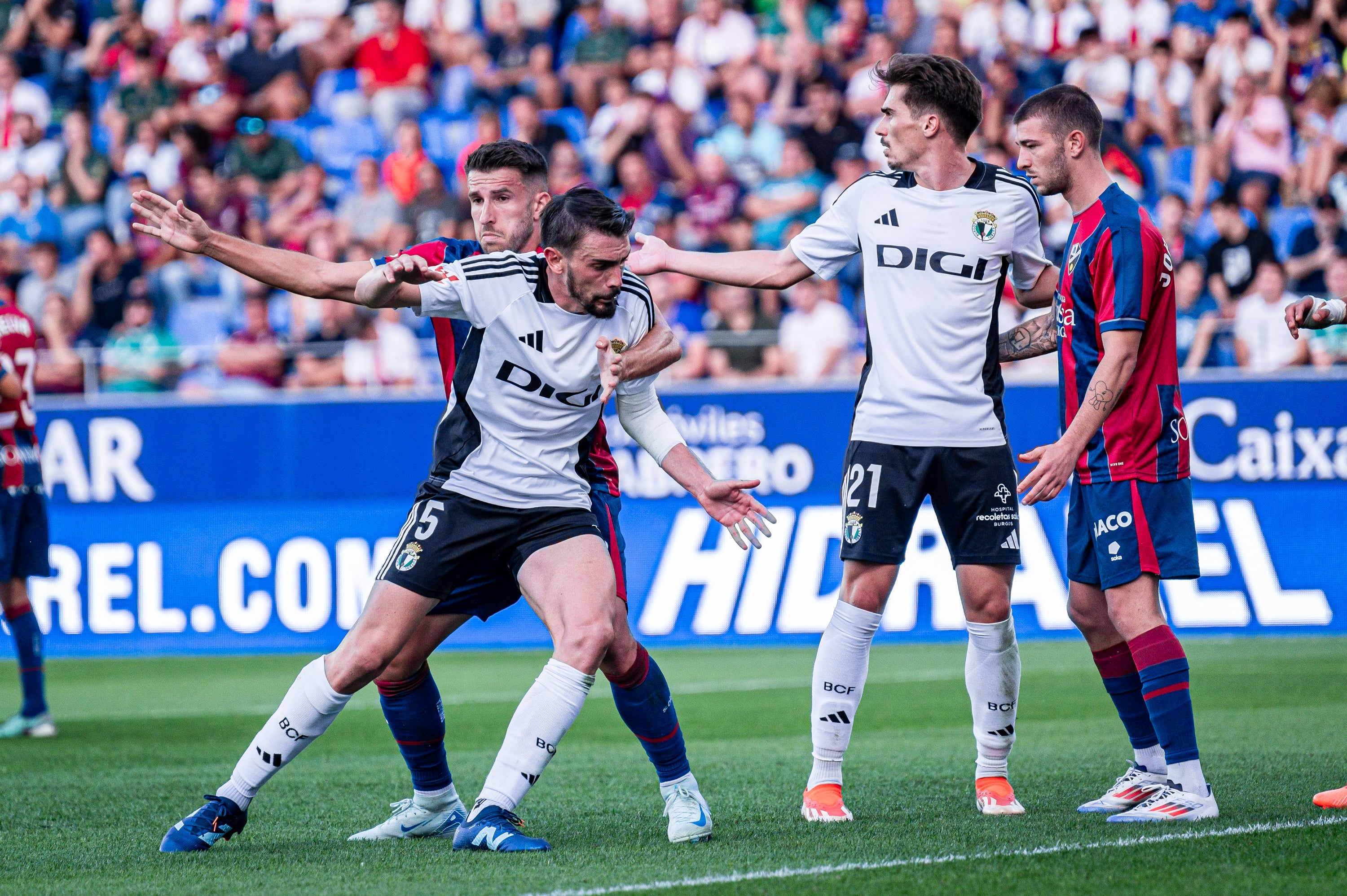 La victoria del Burgos CF, en imágenes