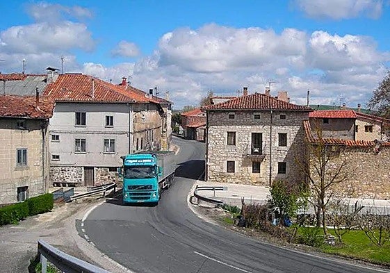 Imagen de archivo de la travesía de Villafranca Montes de Oca.