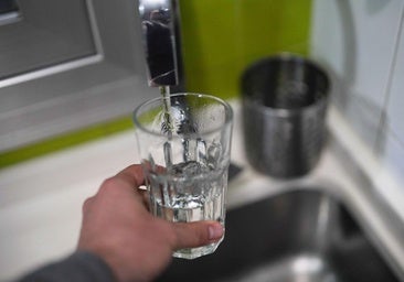 Cortes de agua en Briviesca por roturas en una tubería y el bajo caudal del embalse