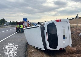 Vuelco de una furgoneta en Burgos.