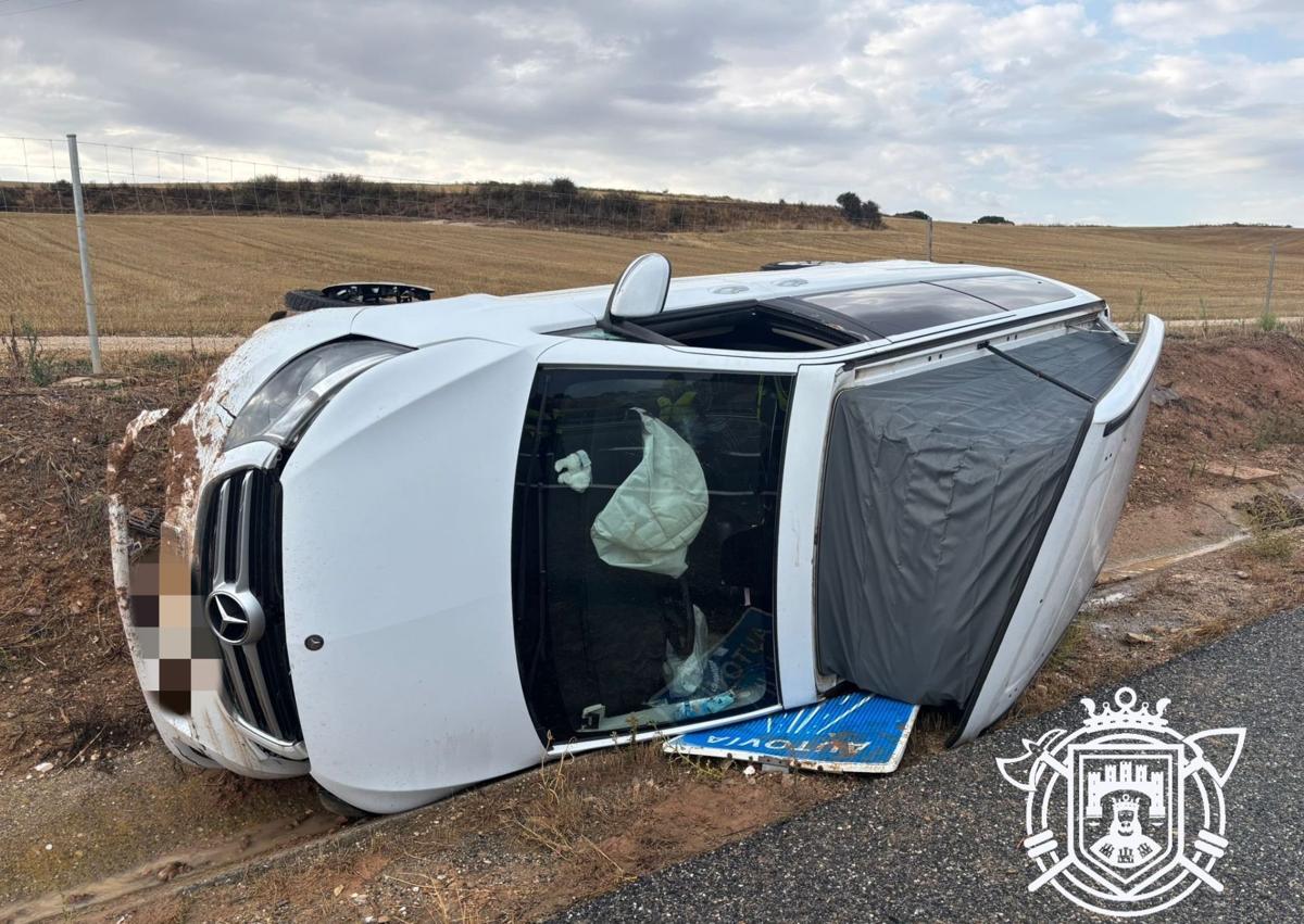 Imagen secundaria 1 - Accidente en la A-1 en Burgos. 