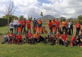 Foto del grupo UCIR en las jornadas celebradas en Poza de la Sal.