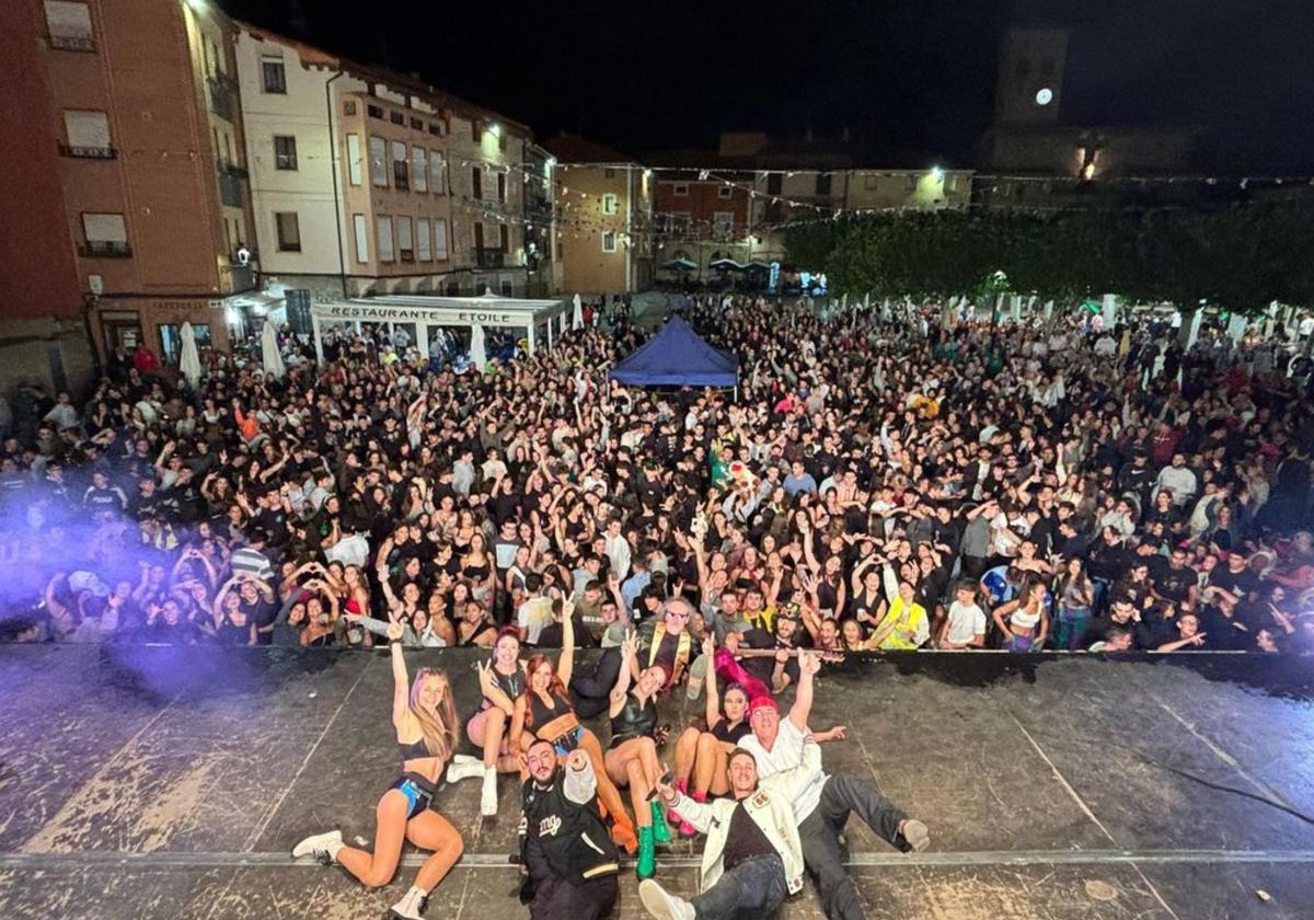 Imagen de verbena de fiestas en un municipio de Burgos.