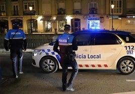 Imagen de archivo de una dotación de la Policía Local de Burgos.