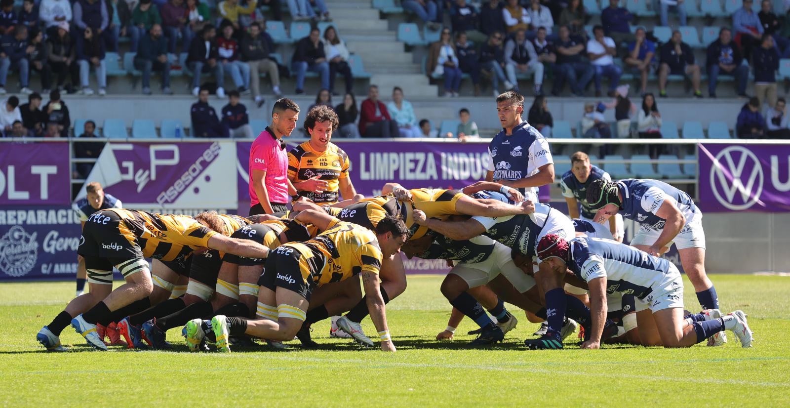 El Recoletas Burgos Caja Rural vuelve a alzar la Supercopa de España