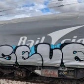 Denunciados dos jóvenes por realizar pintadas en trenes en el polígono Burgos Este