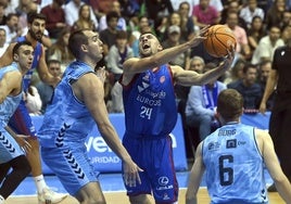 Imagen del encuentro entre San Pablo Burgos y Palencia