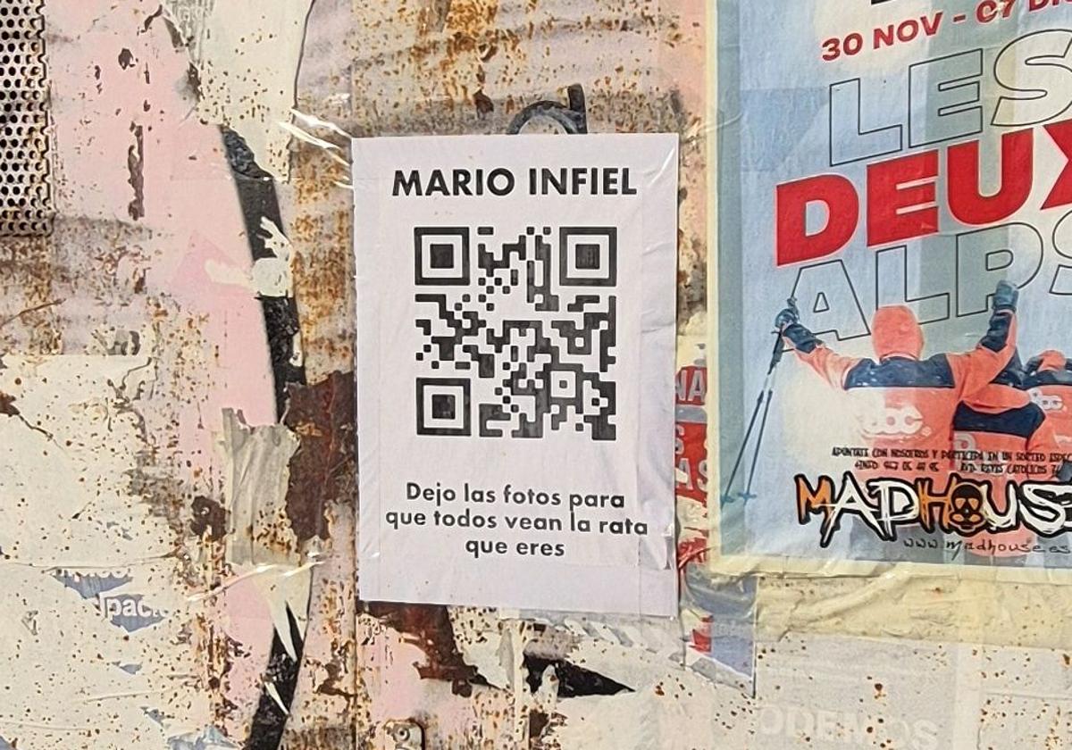 Cartel de la campaña pegado en una pared de Burgos.